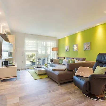 Luxus-ferienwohnung Mit Infrarot-sauna, Massagesessel, Terrasse & Strandnaehe In
