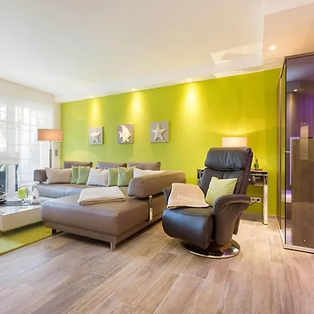 Luxus-ferienwohnung Mit Infrarot-sauna, Massagesessel, Terrasse & Strandnaehe In Daire *
