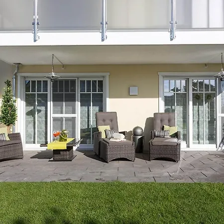 Daire Luxus-ferienwohnung Mit Infrarot-sauna, Massagesessel, Terrasse & Strandnaehe In Zingst